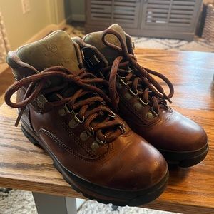 Vintage 90’s Timberland Boots- 8.5